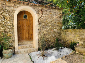 Private House with garden in Mougins old Village